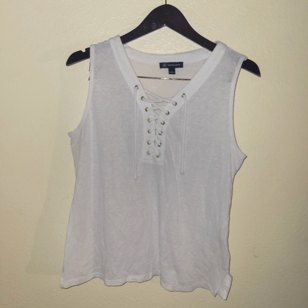 INC International Concepts  White Sleeveless Top. Size L